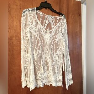 Elegant Lace Long Sleeve Top